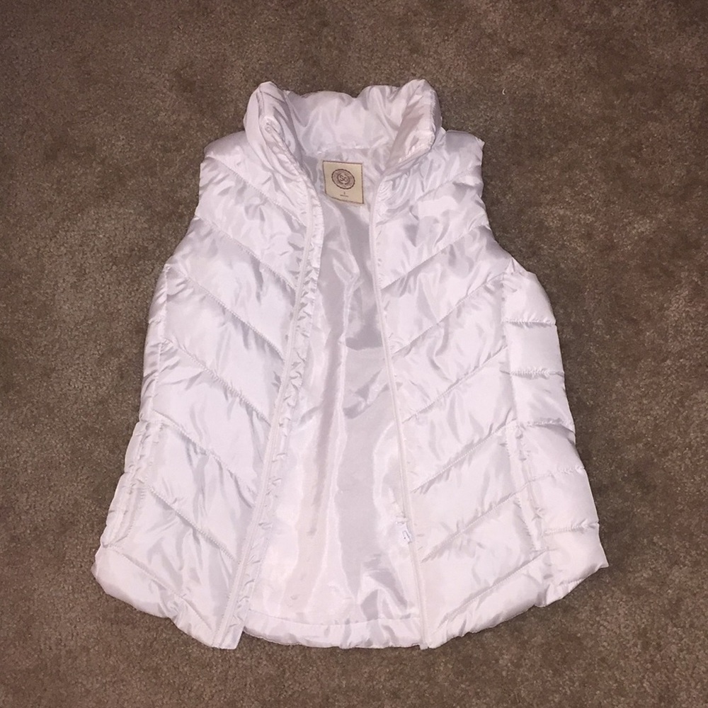 White vest